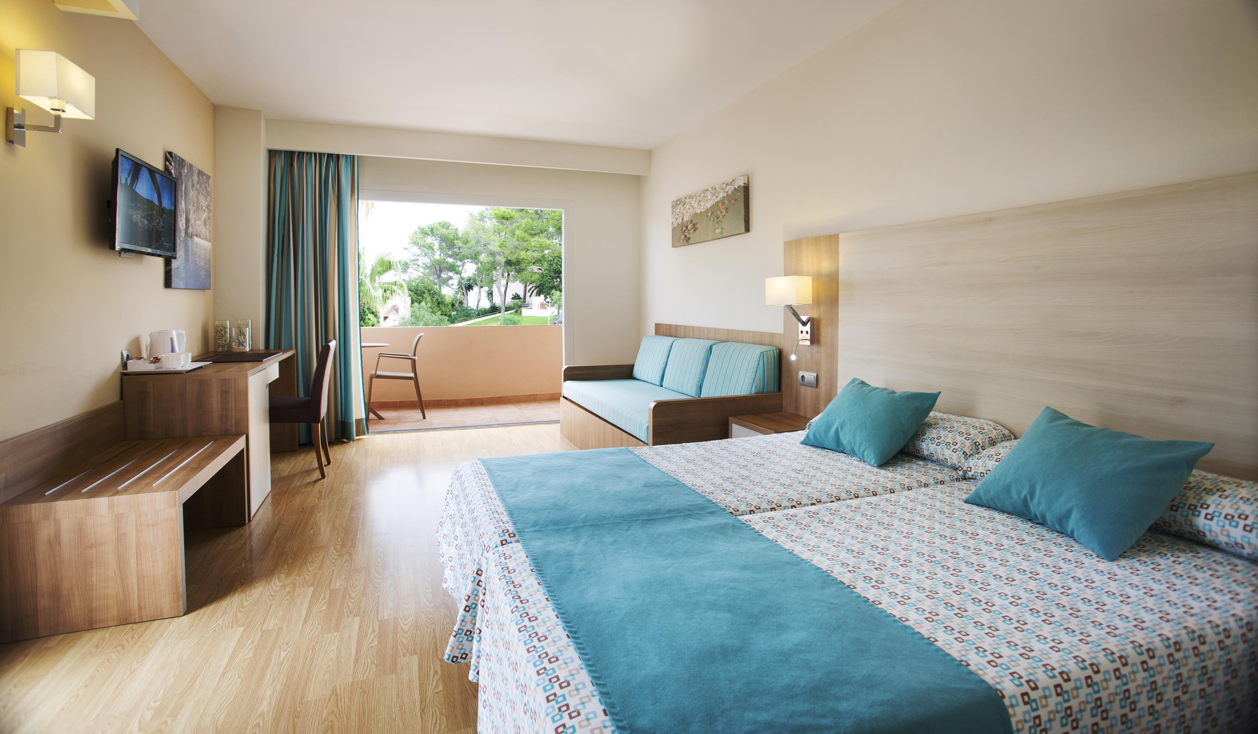 Playa Des Figueral Invisa Hotel Club Cala Blanca מראה חיצוני תמונה