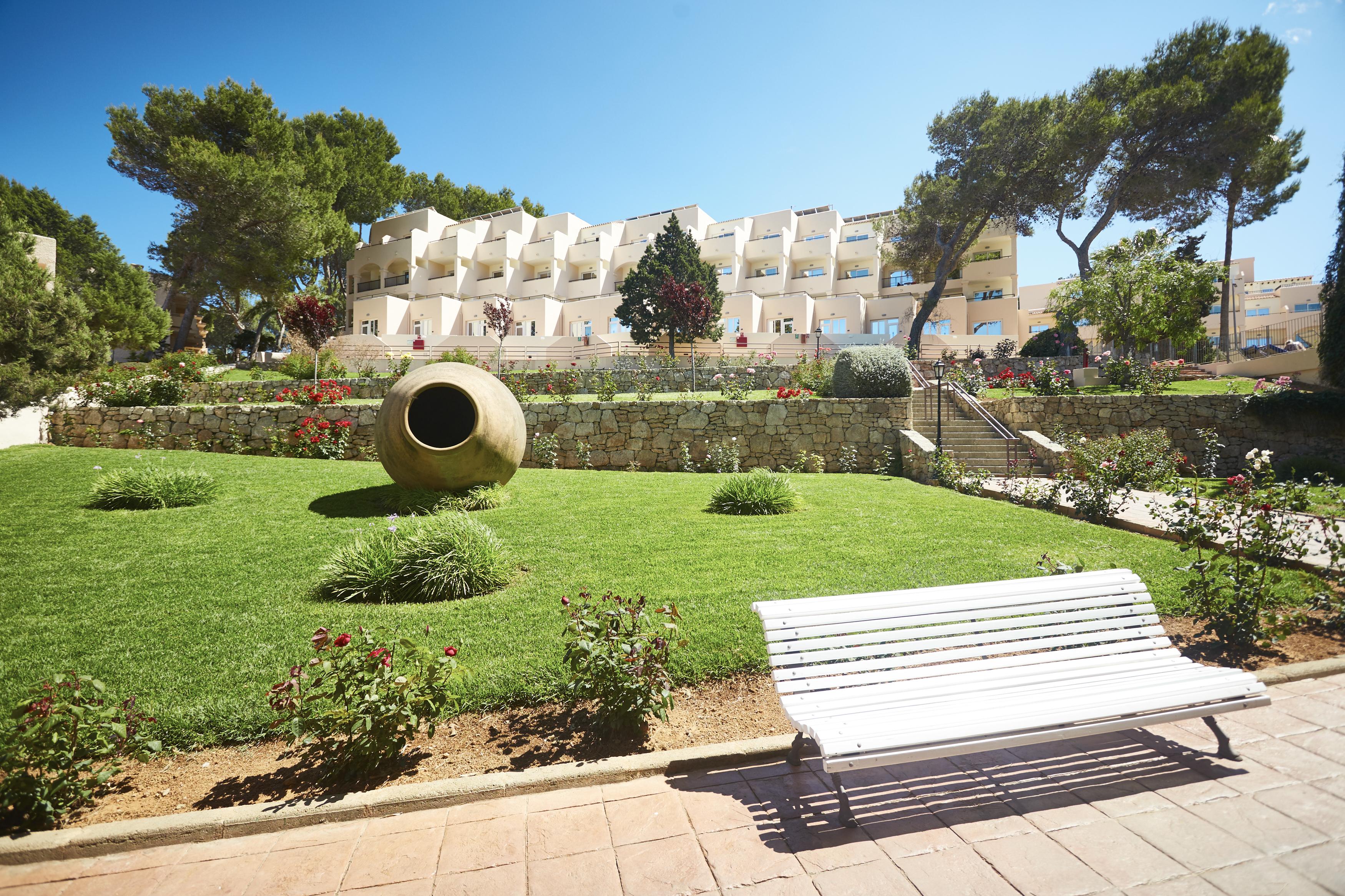 Playa Des Figueral Invisa Hotel Club Cala Blanca מראה חיצוני תמונה